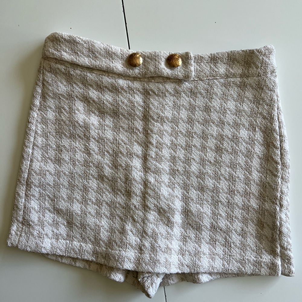 Zara Cream Tweed Shorts with Elegant Accents
